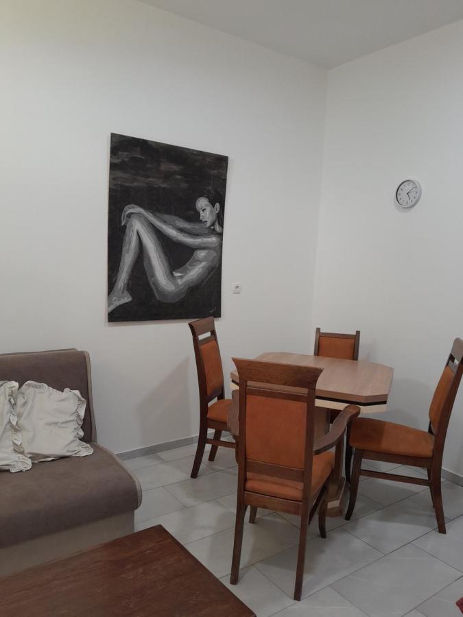 Apartmani Studio Apartmani Senjska Maslina セニ エクステリア 写真